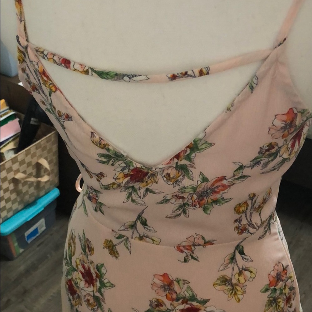 SUMMER DRESS! - Picture 5 of 6